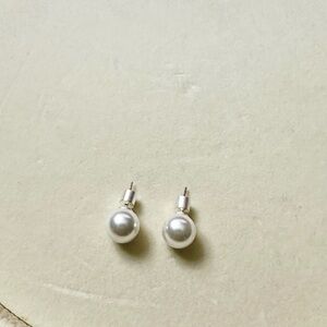 Classic KHOI Silver Pearl Stud Earrings